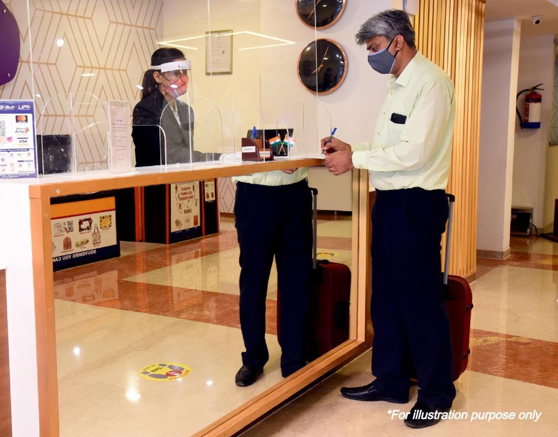 Spot On 42793 Hotel Gurukrupa Shirdi Zewnętrze zdjęcie